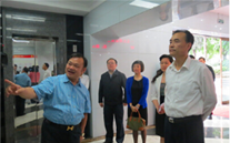 重庆市市委常委、统战部部长刘光磊来yl34511线路中心集团视察调研